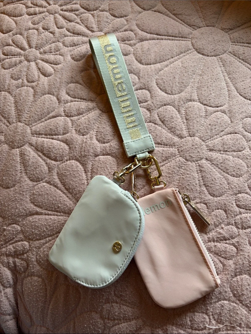 lululemon athletica Dual Pouch Wristlet - Picture 1 of 5
